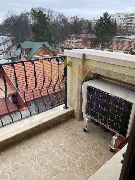 Продава се Четиристаен апартамент в София, Хаджи Димитър - 145 кв.м за 2483 €/кв.м - Снимка #8