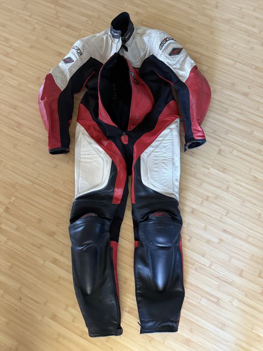 Combinezon moto GP