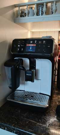 Expresor automat Philips 5400 latte go