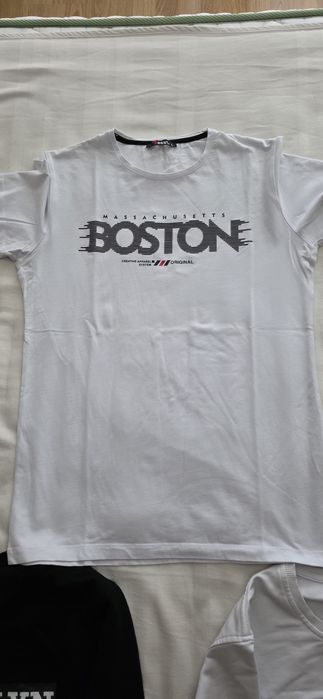 Мъжки тениски и блузи с дълъг ръкав