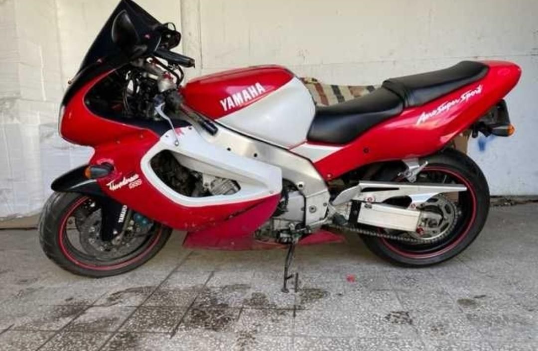 Yamaha thunderace yzf1000r motocicleta completa pentru dezmembrat