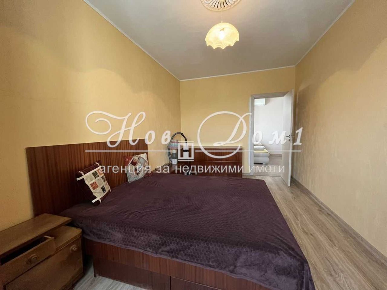 Дава се под наем Тристаен апартамент в Варна, Цветен квартал - 80 кв.м за 612 € - Снимка #5