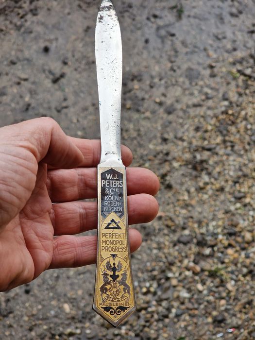 Cutit Pentru Corespondență Masonic/Masonerie