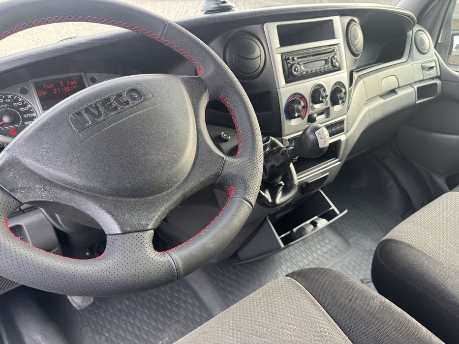 Iveco basculabil cu 2 cilindri pe 3 parti