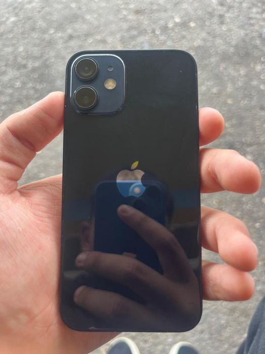 Vand IPhone 12 mini