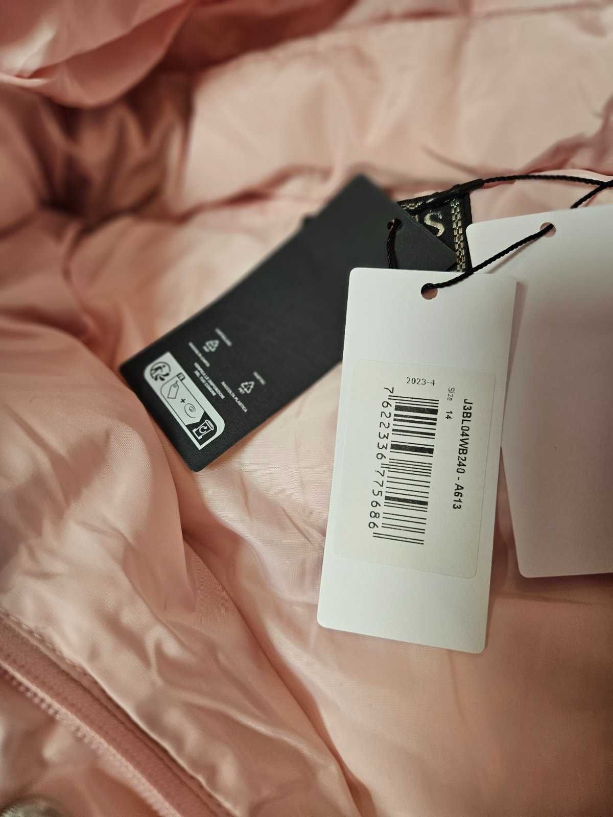 Оригинално яке Guess
