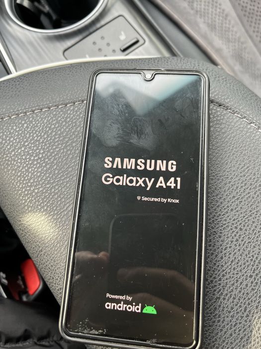 Самсунг А41 64гб