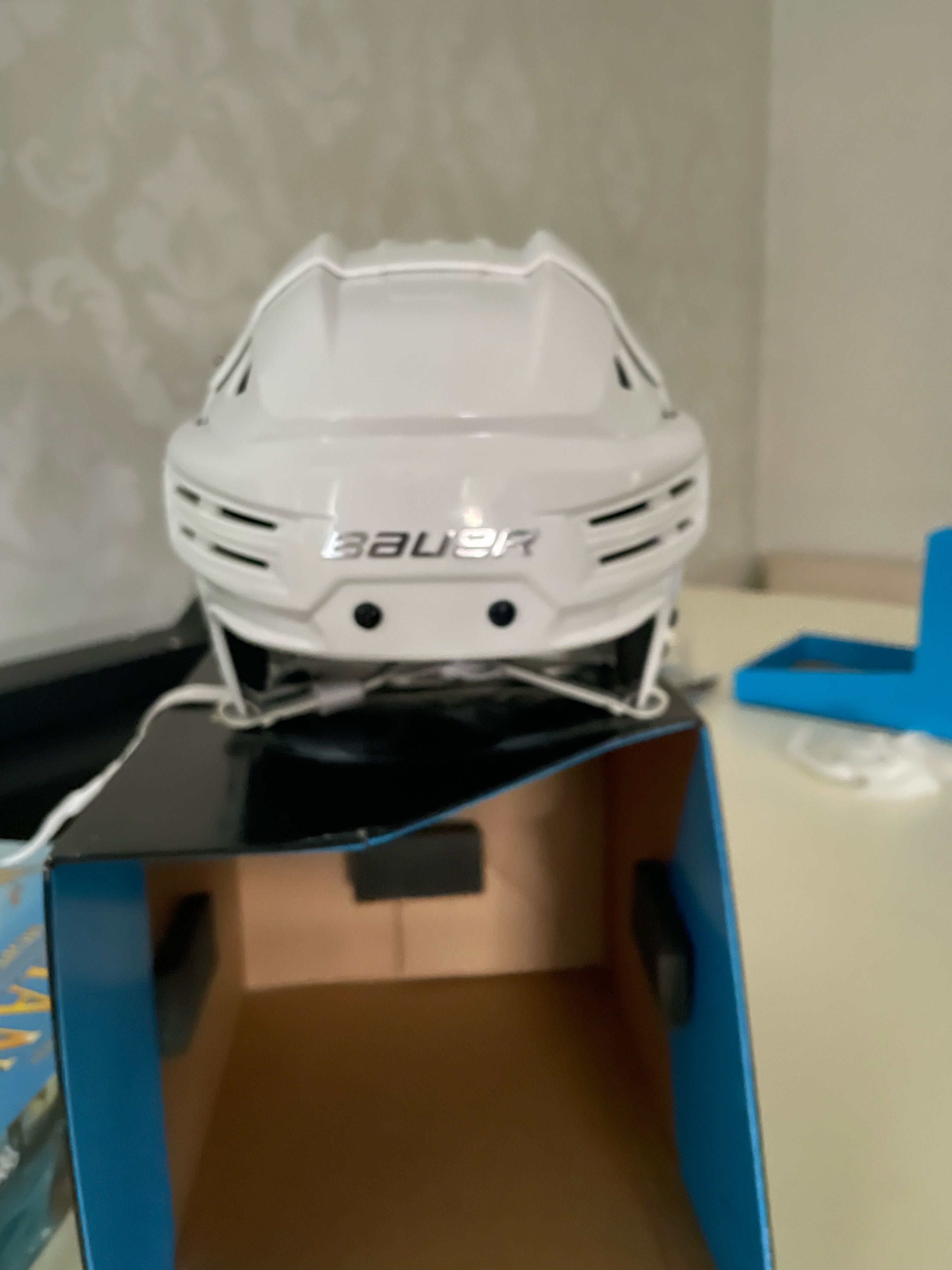 Шлем хоккейный BAUER RE-AKT 200, размер М,