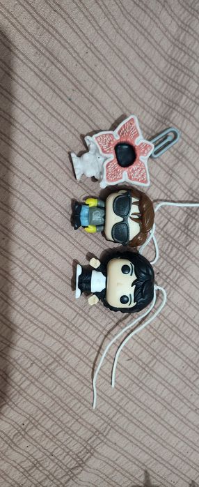 обмен  киндер очень странные дела