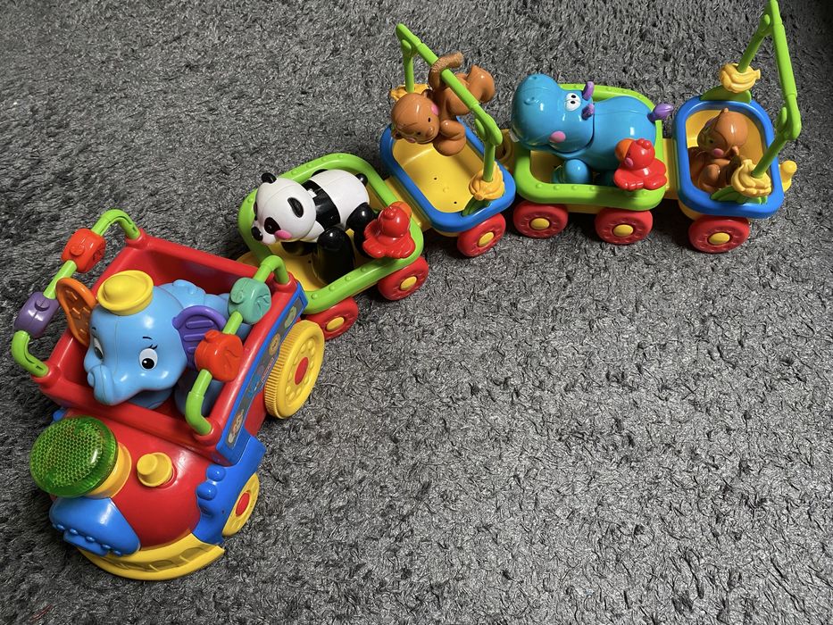 Tren Fisher Price cu animale și sunete/ Camioane/ Mașini/ Tractor