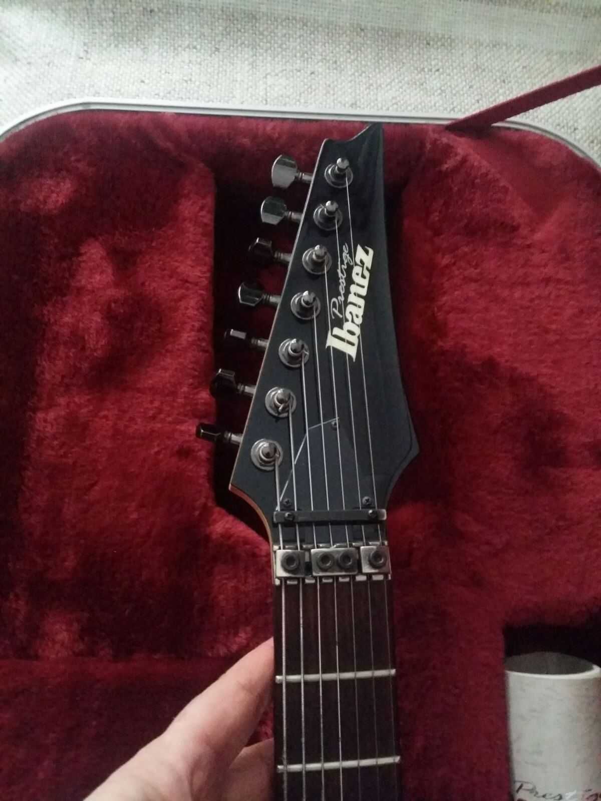 Ibanez RG1527 Prestige - 7 String - Floyd Rose - Japan - Like New