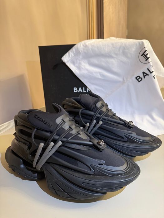 Balmain Unicorn Low Top Black