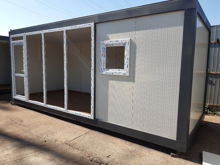 Container Tip Vitrina