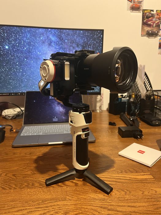 Videograf Ad-uri pentru Firme & Evenimente Gratuit – București