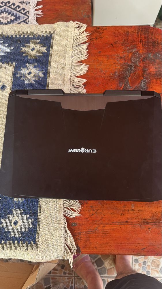 Dezmembrez Laptop Gaming Eurocom SKY DLX7