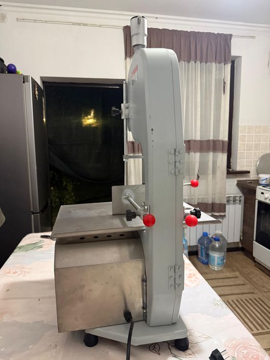 Мясорезка пила мясо