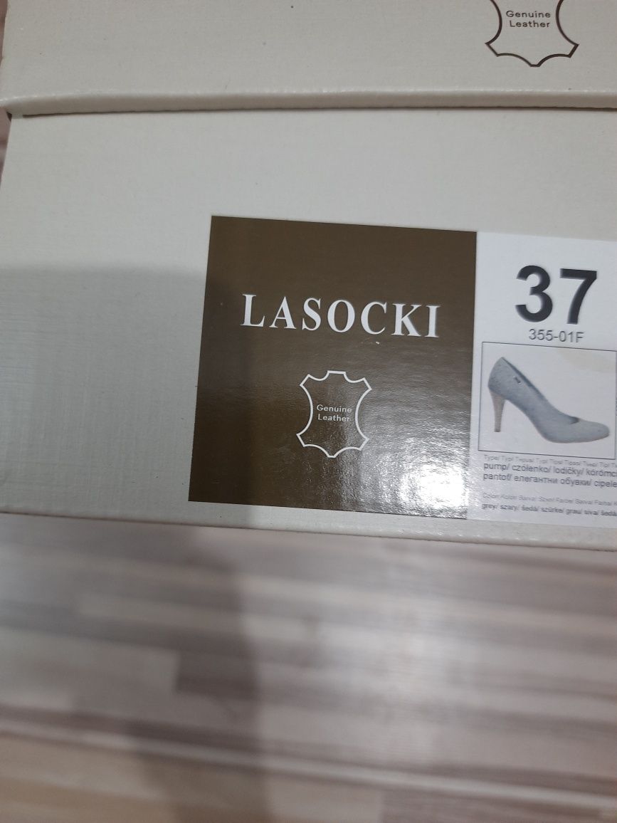 Pantofi gri din piele naturala 37