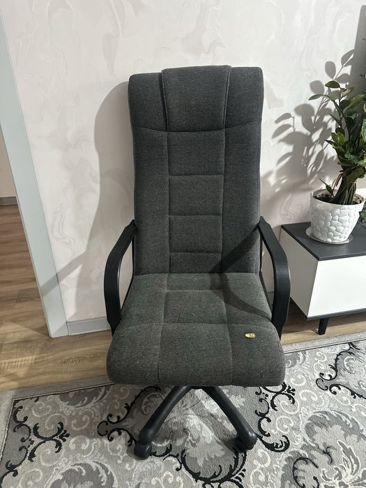 Продам кресло для офиса