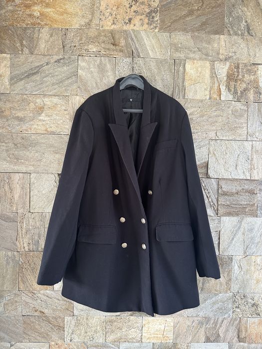 Дамски официални сака