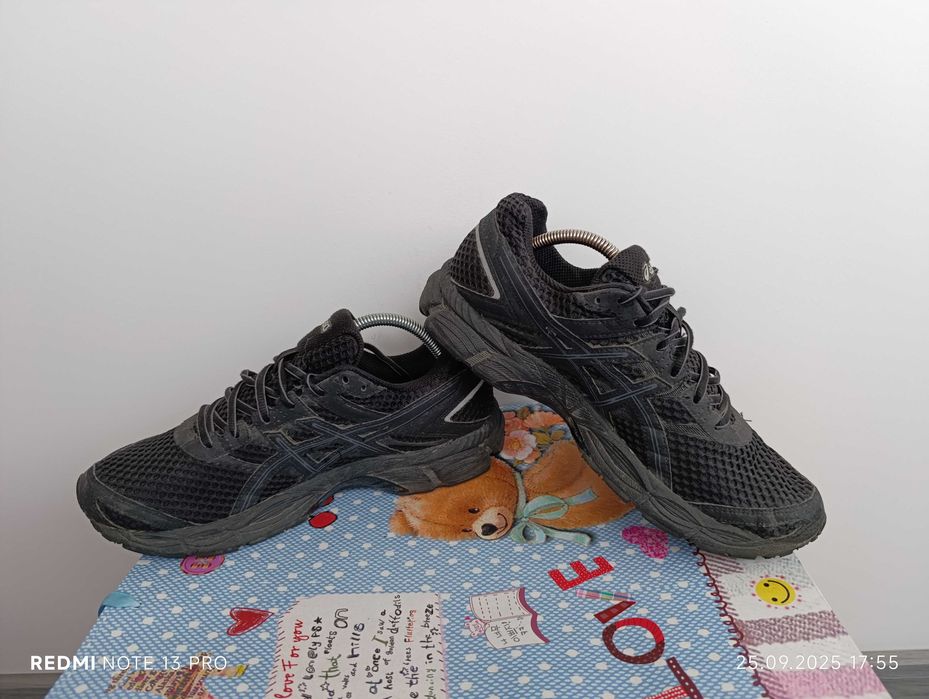 ''Asics GEL-CUMULUS 16''оригинални маратонки 44 номер