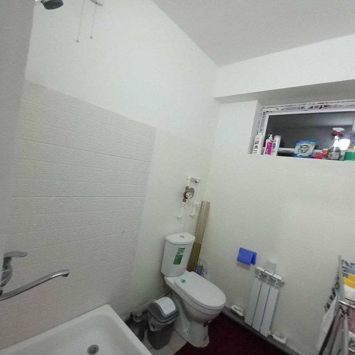 M.Ulug'bek tumanida 3 xonalik uy sotiladi 1-qavat