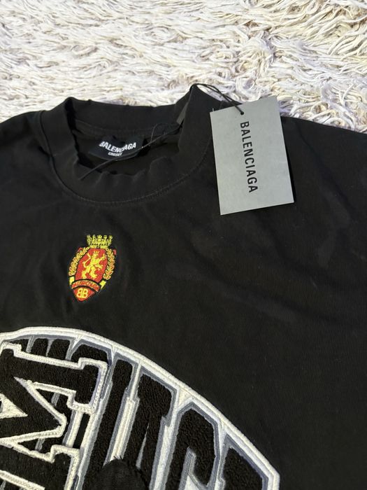 Тениска Balenciaga