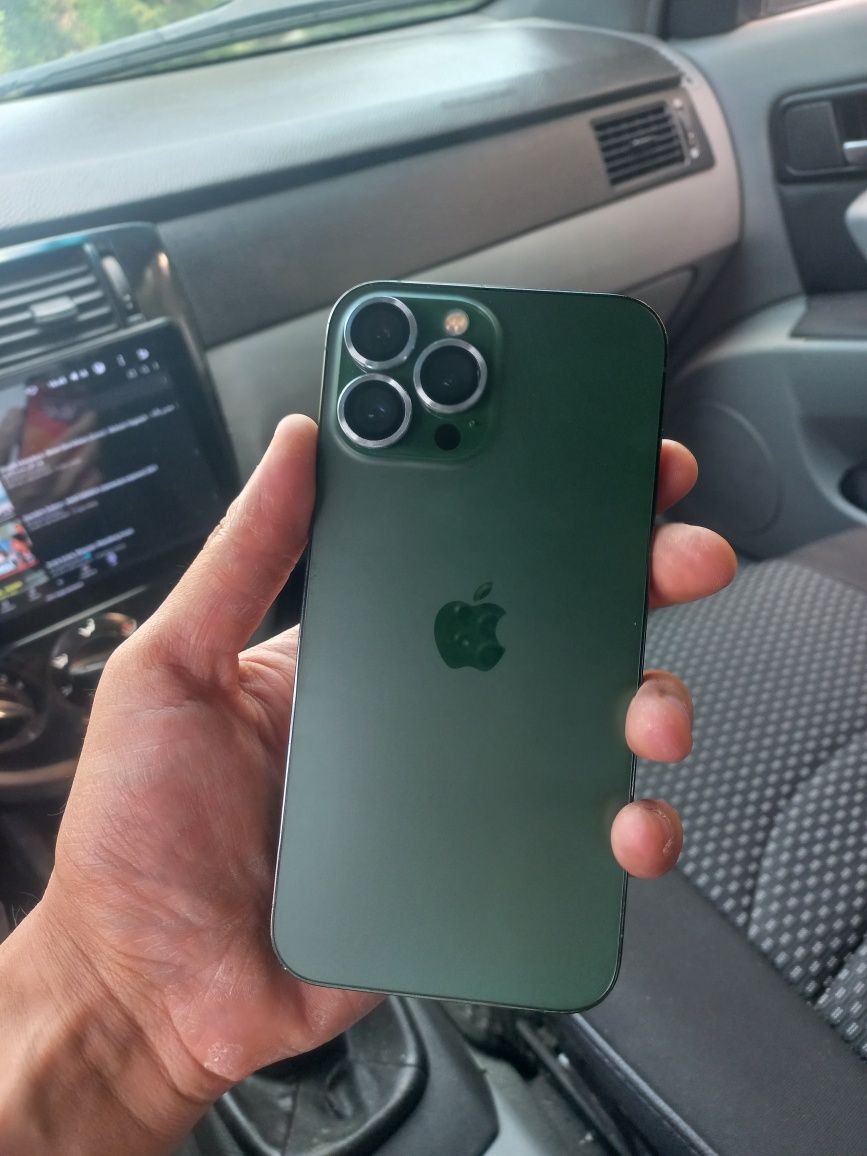 IPhone 13 pro max 512