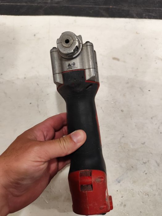 Акумулаторна нитачка Милуоки Milwaukee M12 BPRT + 4Ah