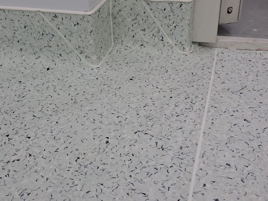 Montaj Covor Pvc,Linoleum,Mocheta,Sapa Autonivelantă