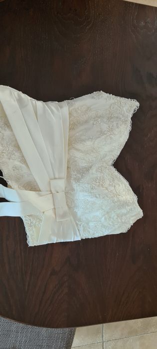 Rochie mireasa avorio