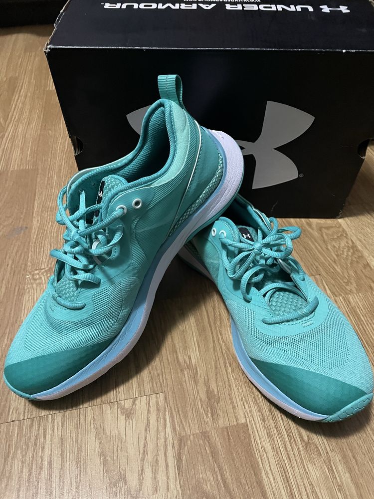 Under armour HOVR