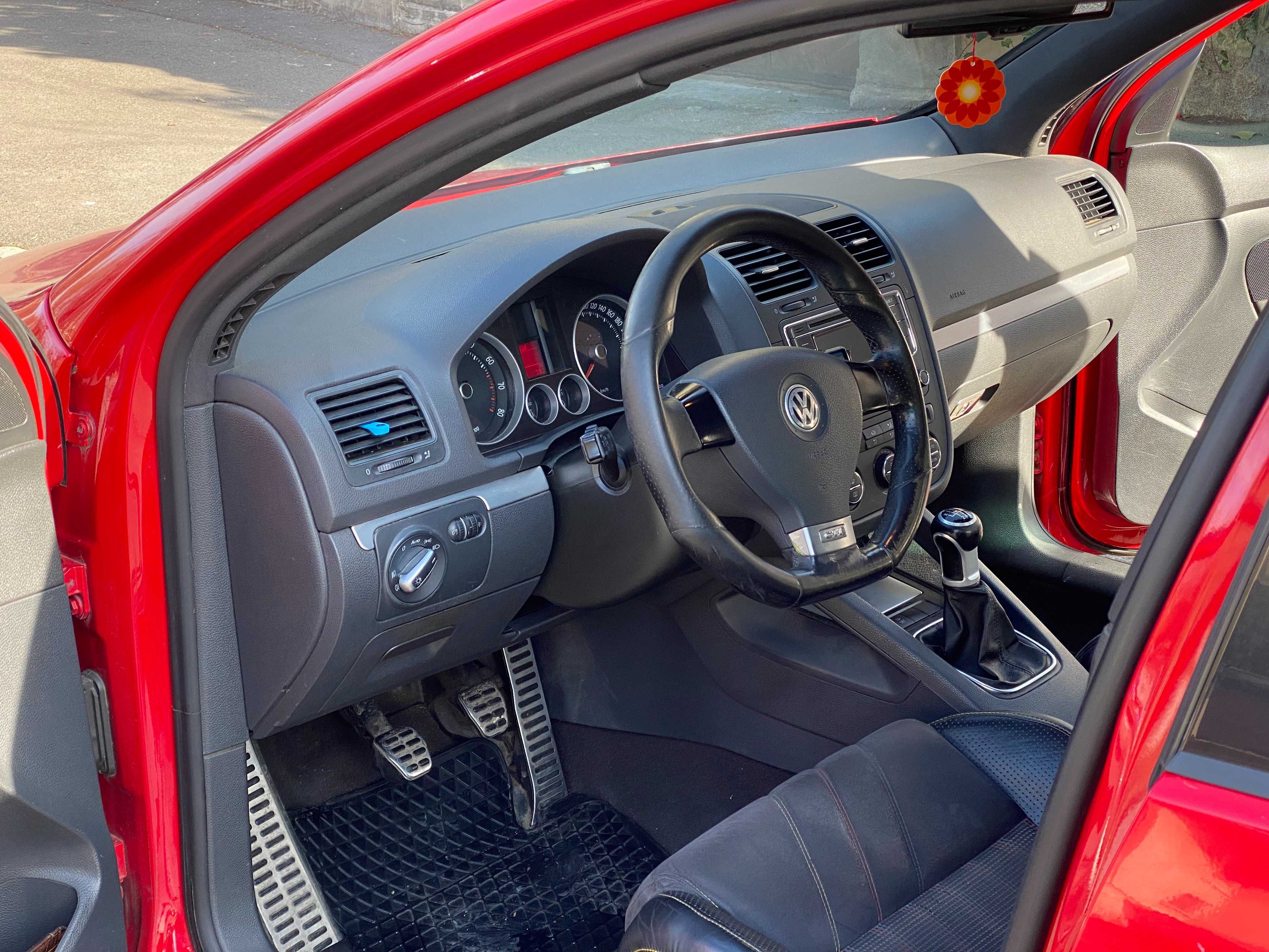 Volkswagen Golf 5 GTI