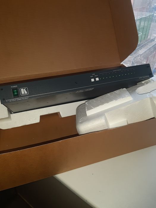 Коммутационное оборудование Kramer на 12 выхода