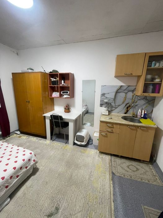 Времянка, 1адам керек.  квартира, жалға беріледі.