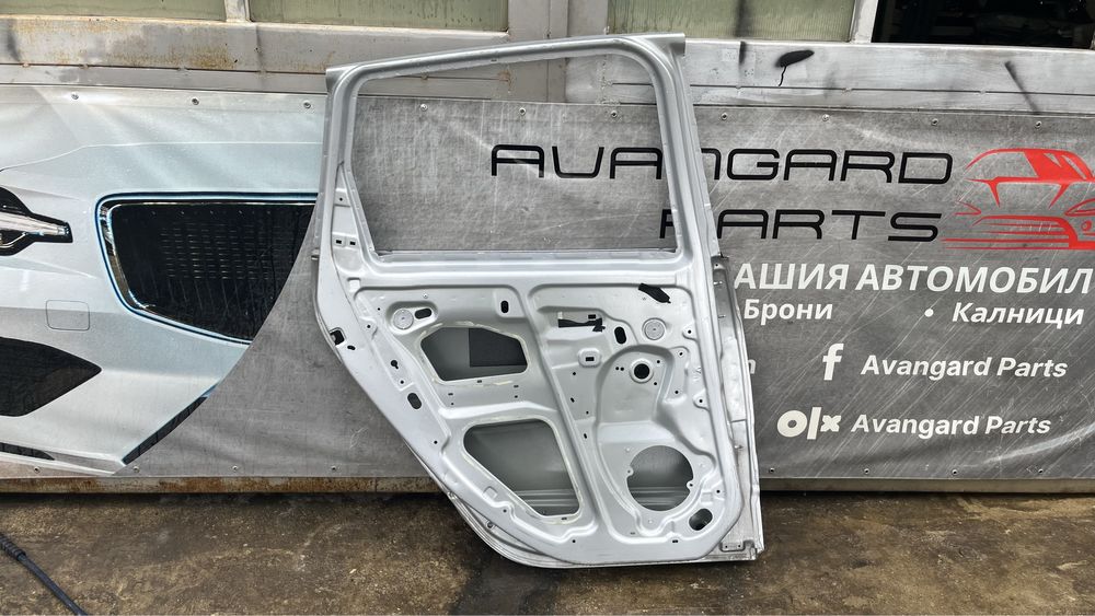 Задна лява врата Renault Grand Scenic 3