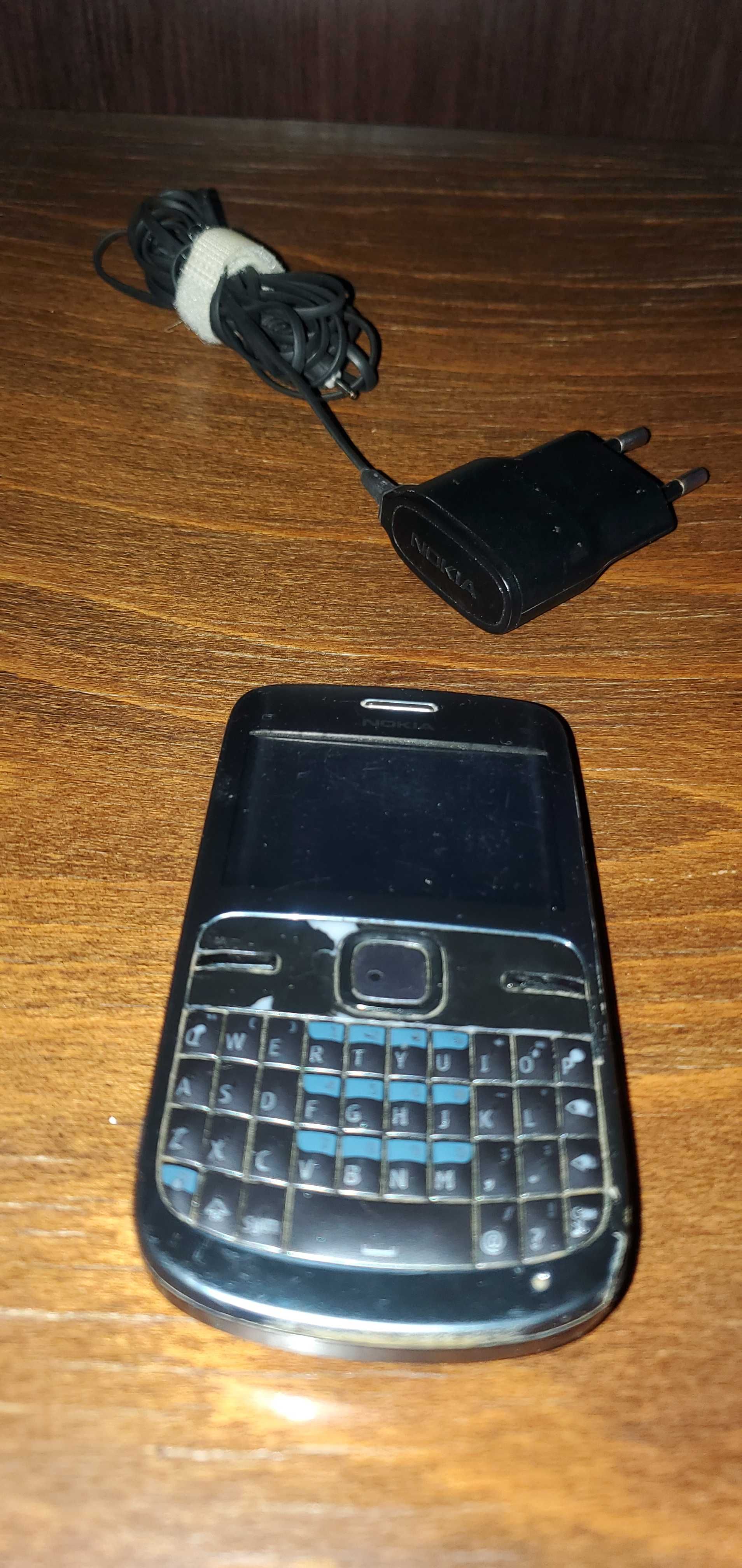 Рабочий кнопочный телефон Nokia C3-00
