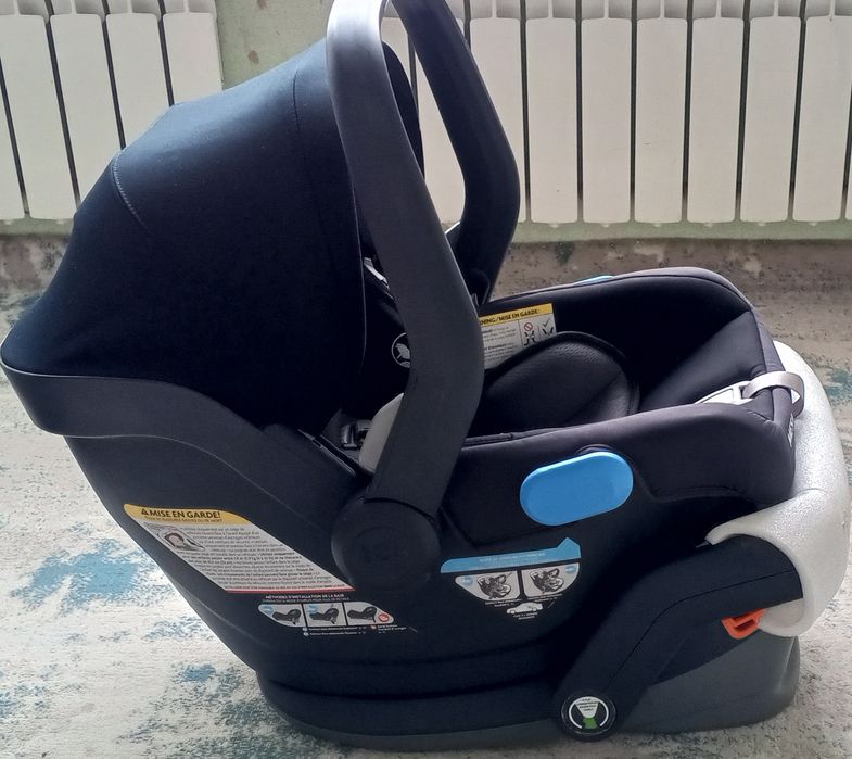 Продаётся новое детское автокресло.