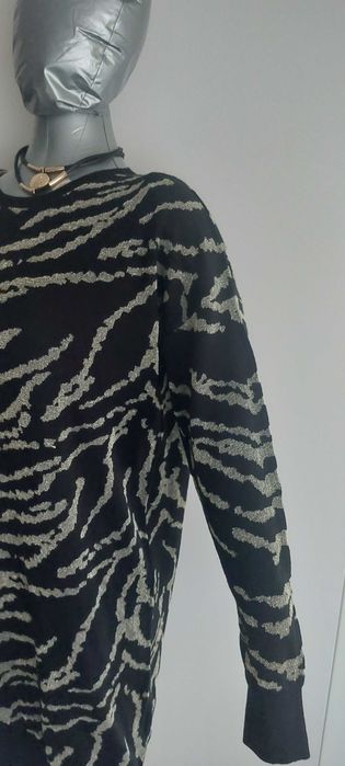 Rochie masura 40-42, marca Esmara, negru cu argintiu