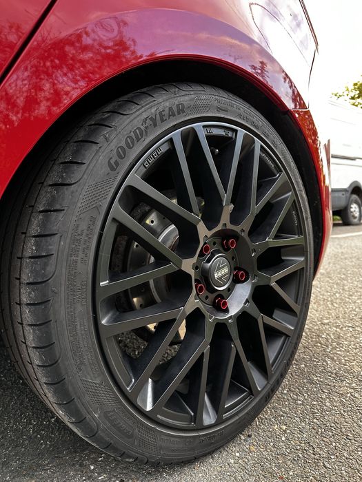 Jante Momo Revenge R18 5x114.3