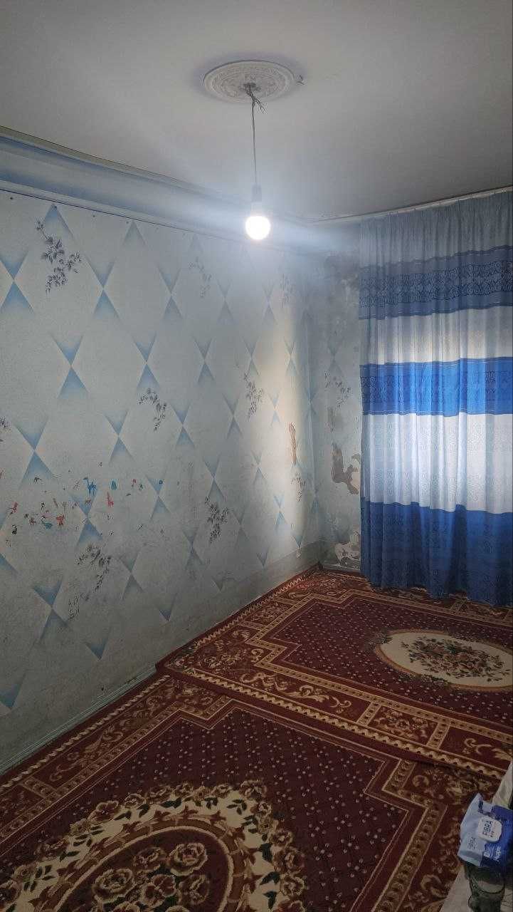 Продается 3-комнатная квартира в Себзоре.