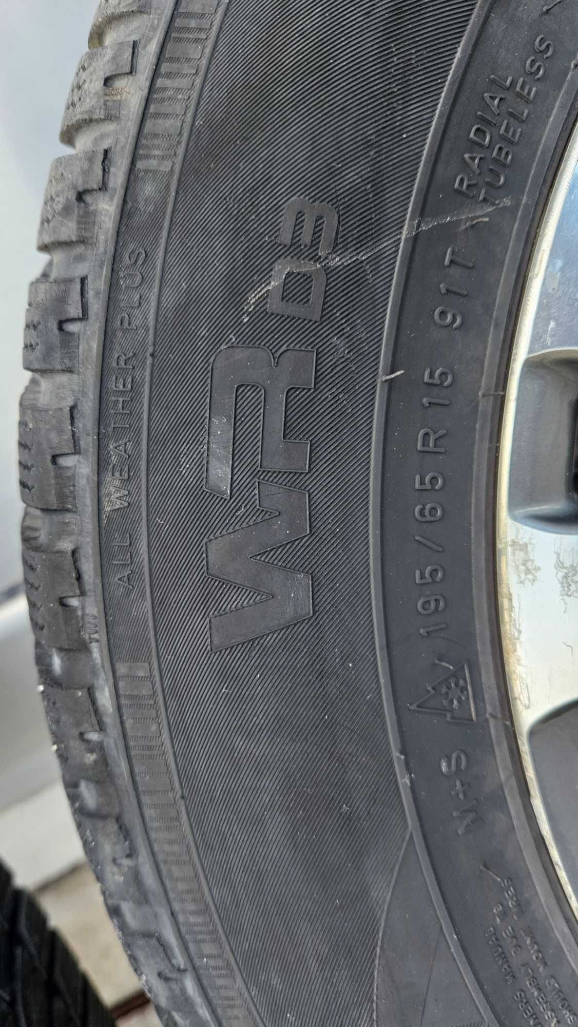 Зимни гуми с ал. джанти за AUDI WV SKODA 5x112  Nokian 195/65 R15
