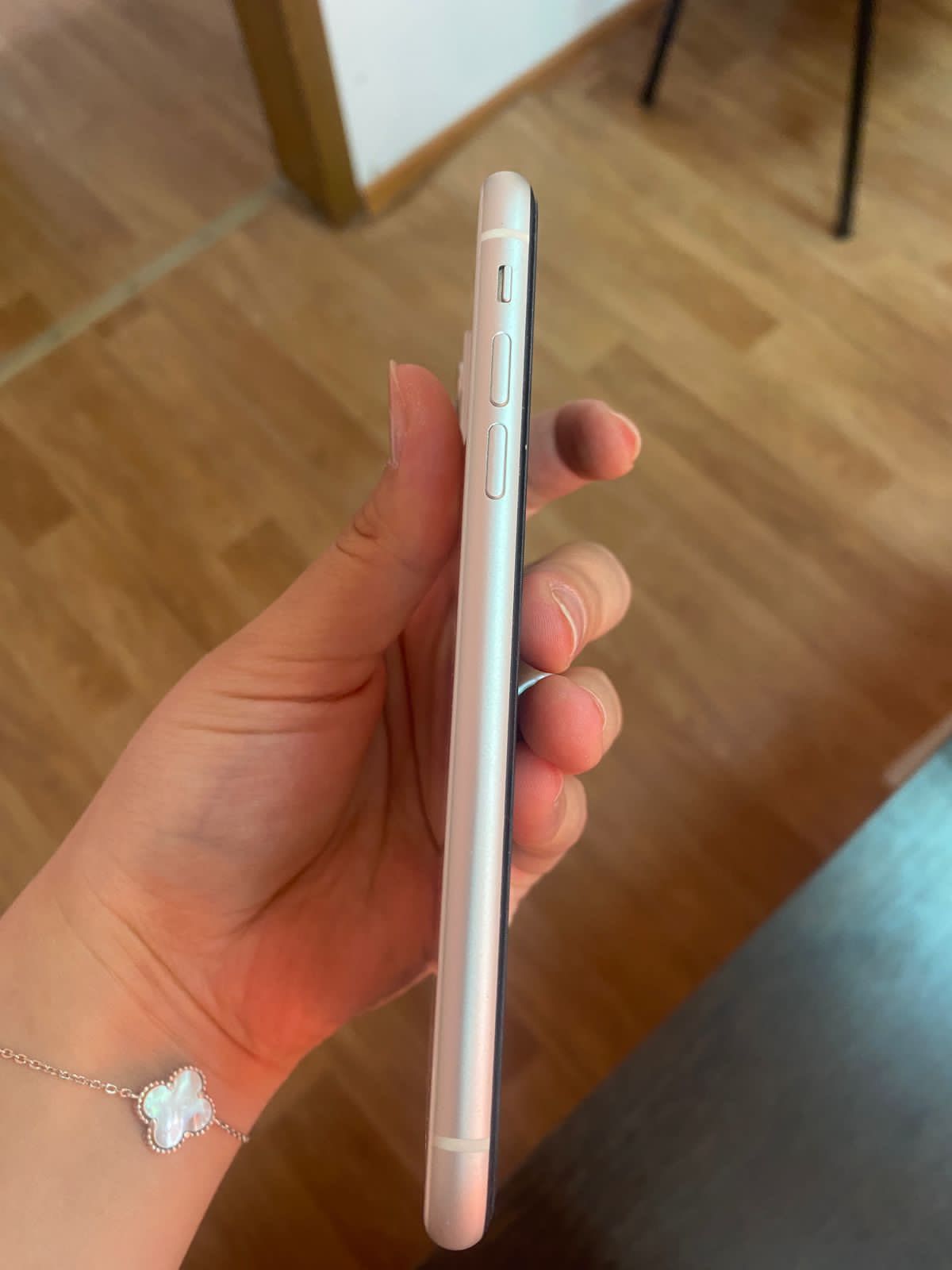 iphone 11 в идеальном состоянии