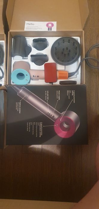 Фен Dyson Supersonic.