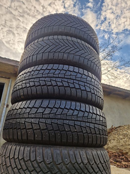 215 60 16 iarna M+S  Michelin/Gislaved