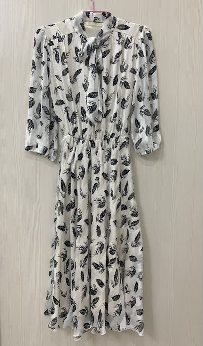 Платье платье.