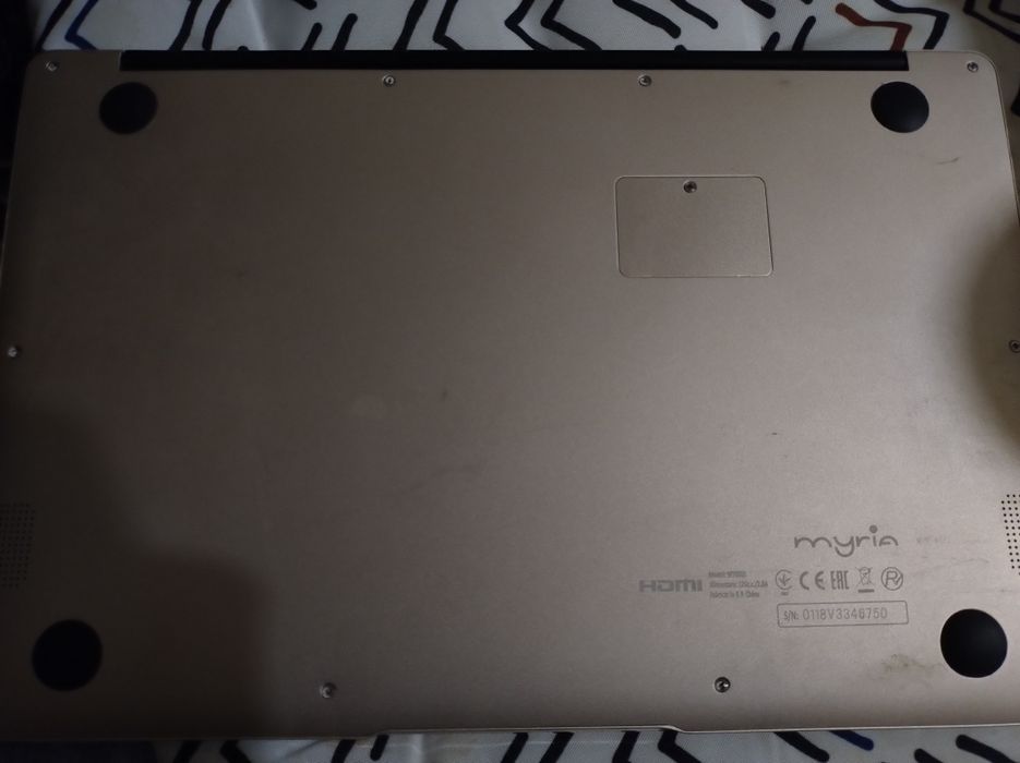 Laptop Myria MY8305