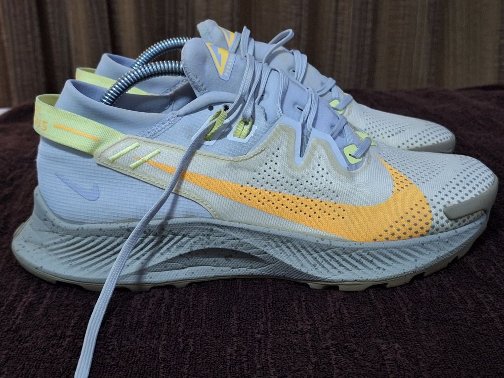 Vând Nike Pegasus Trail 2