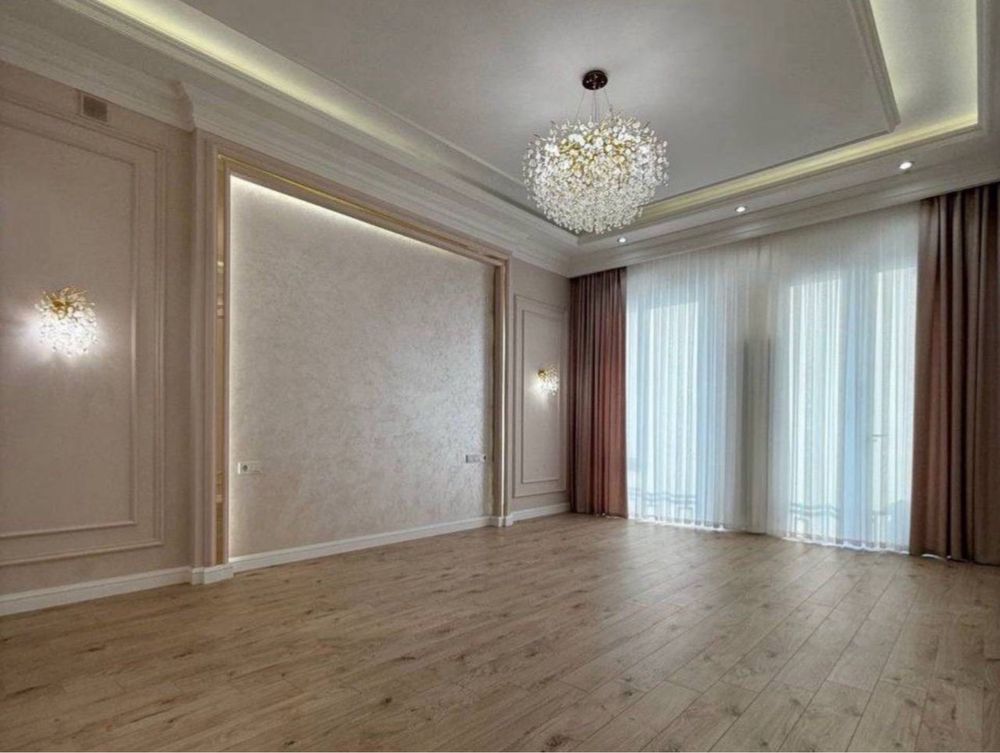центр Луначарского  Дом 450 кв.м