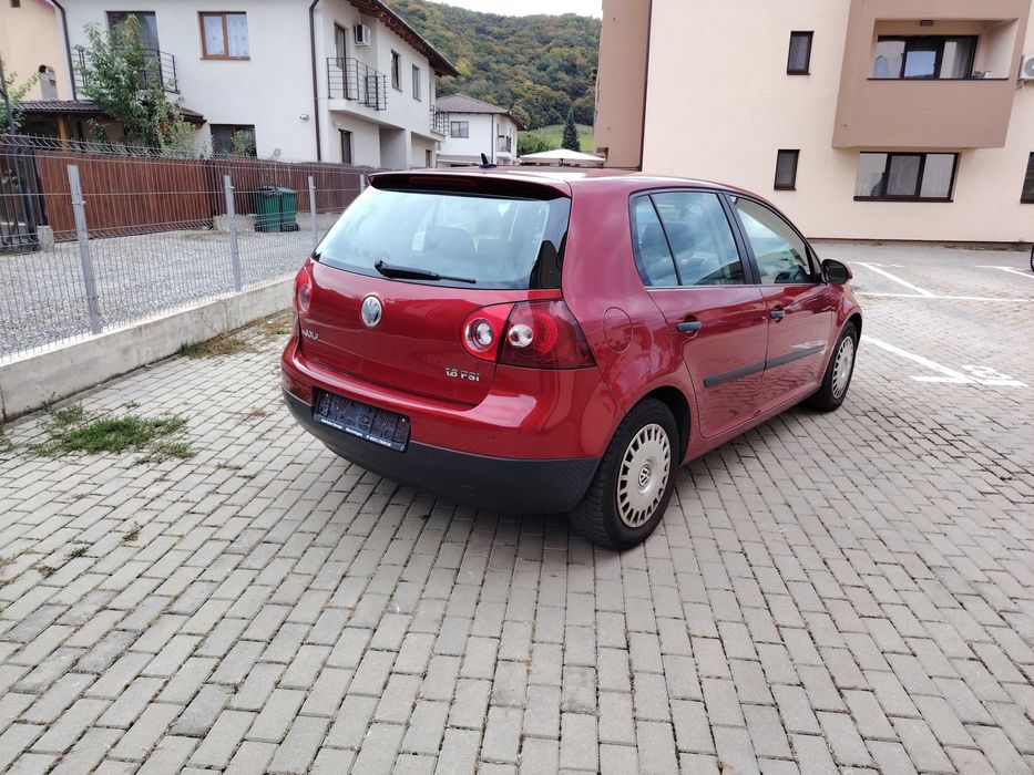 Vand VW Golf 5 benzină 1.6 FSI