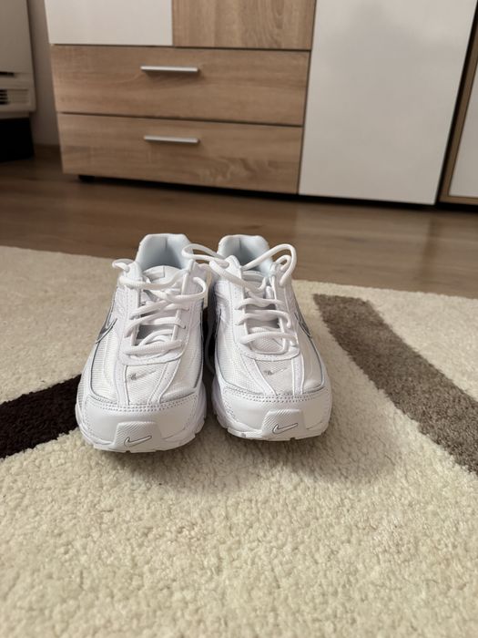 Nike initiator 39 номер